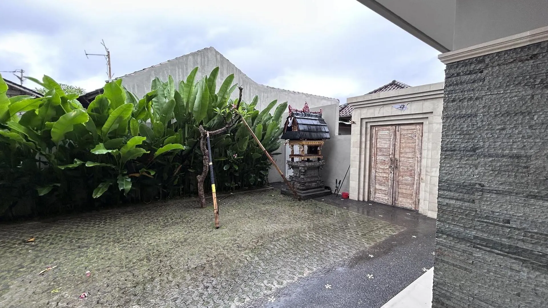 **  Sekar Tunjung Guest House Seminyak Indonésia